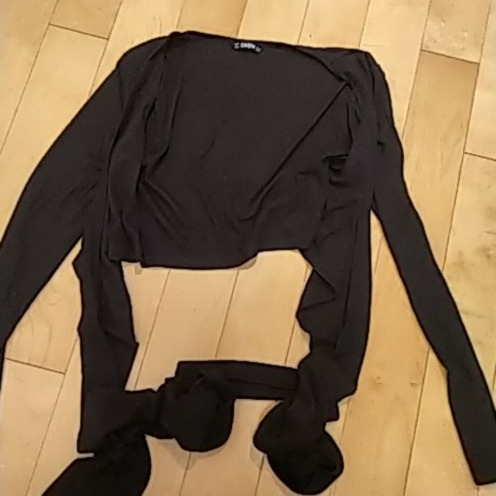 Wrap around long sleeve shirt